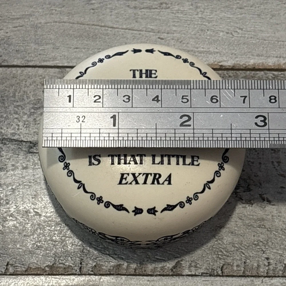 Baekgaard paper weight